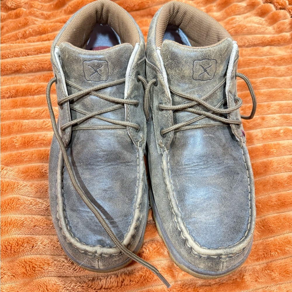 Twisted X - Picture 2 of 5